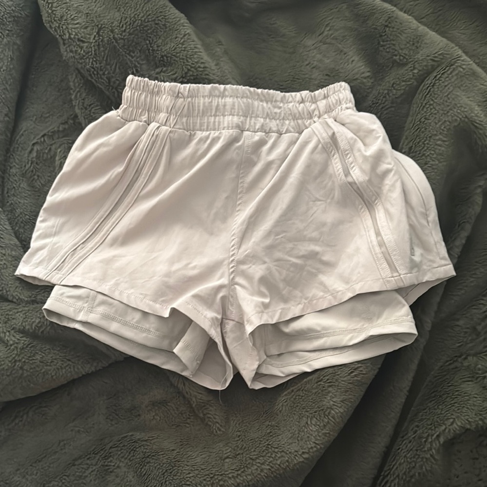 BuffBunny Cream Athletic Shorts Lightweight Elastic Waist